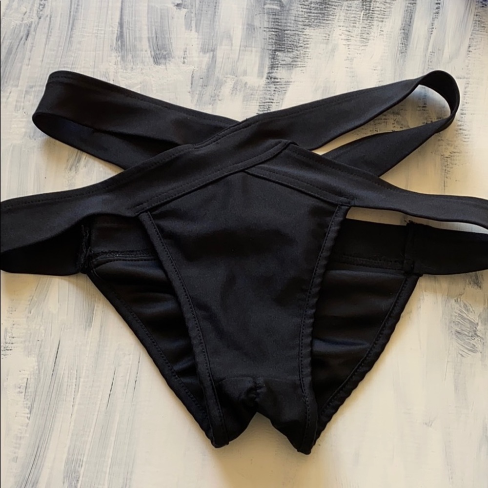 NWOT Black Rave Bottoms